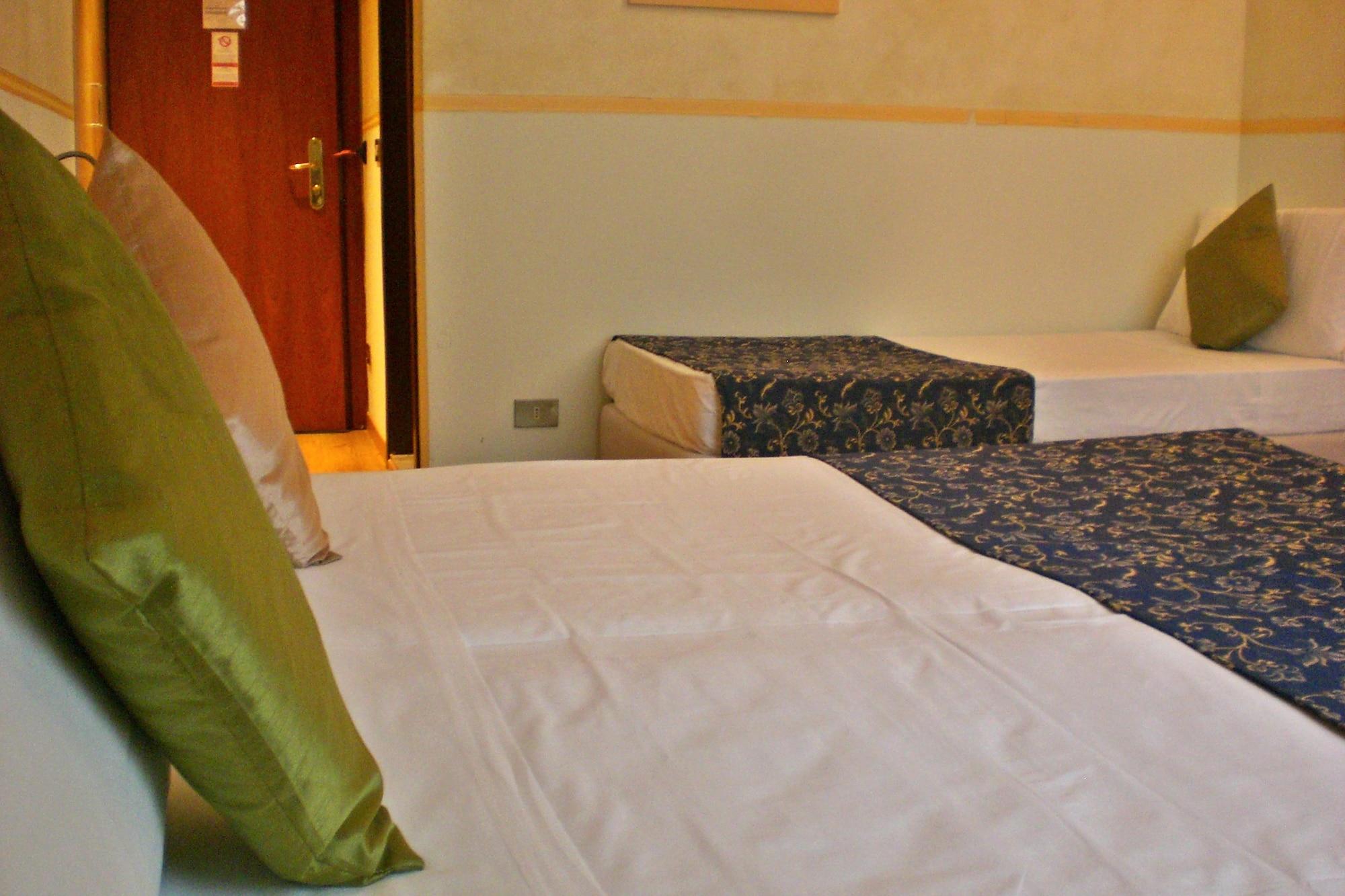 Hotel Floris Mogliano Veneto Kültér fotó