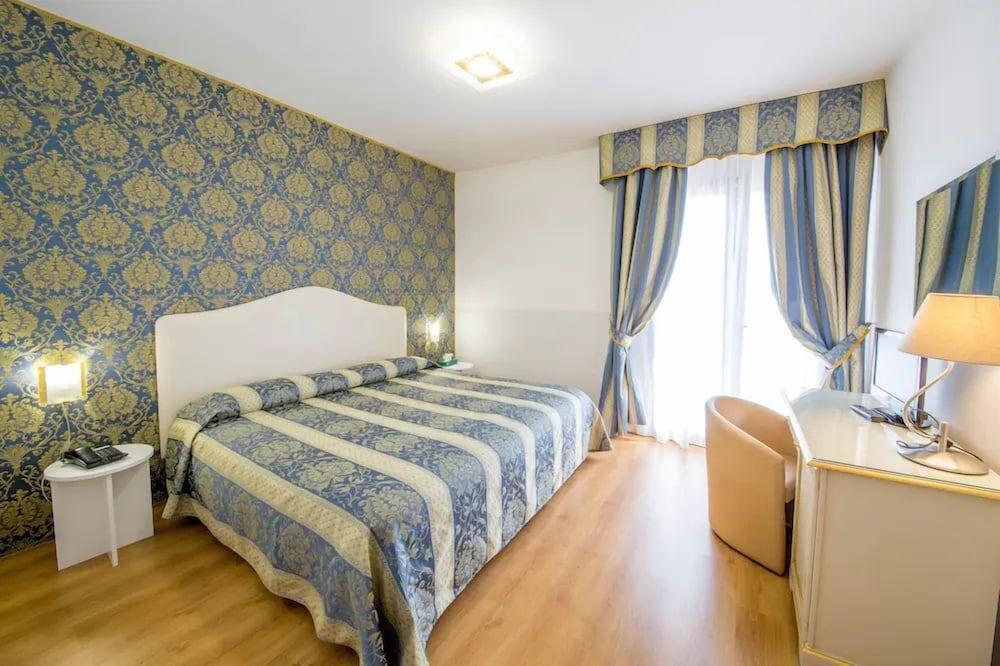 Hotel Floris Mogliano Veneto Kültér fotó