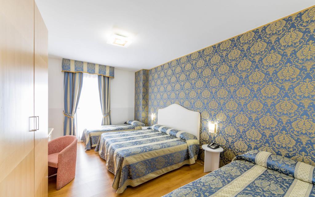 Hotel Floris Mogliano Veneto Kültér fotó